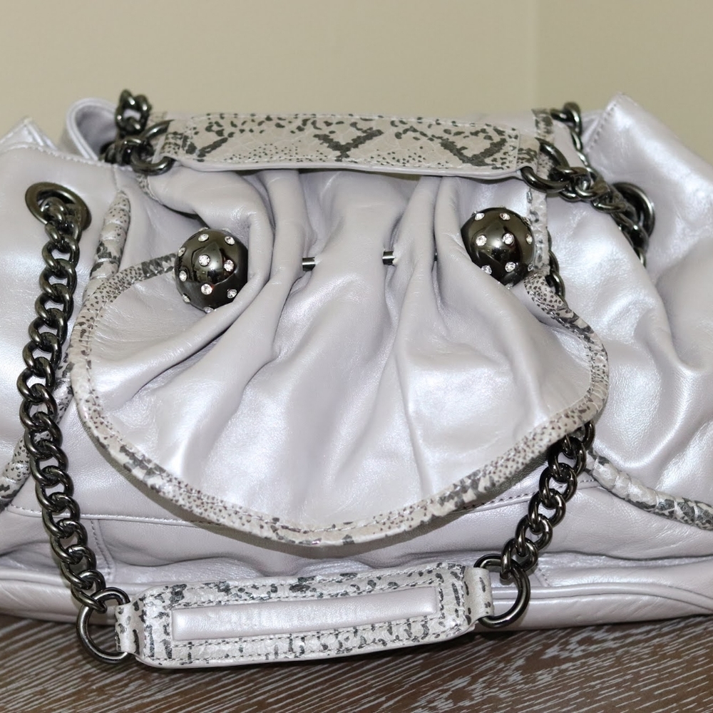 Purse - Picture 2 of 4